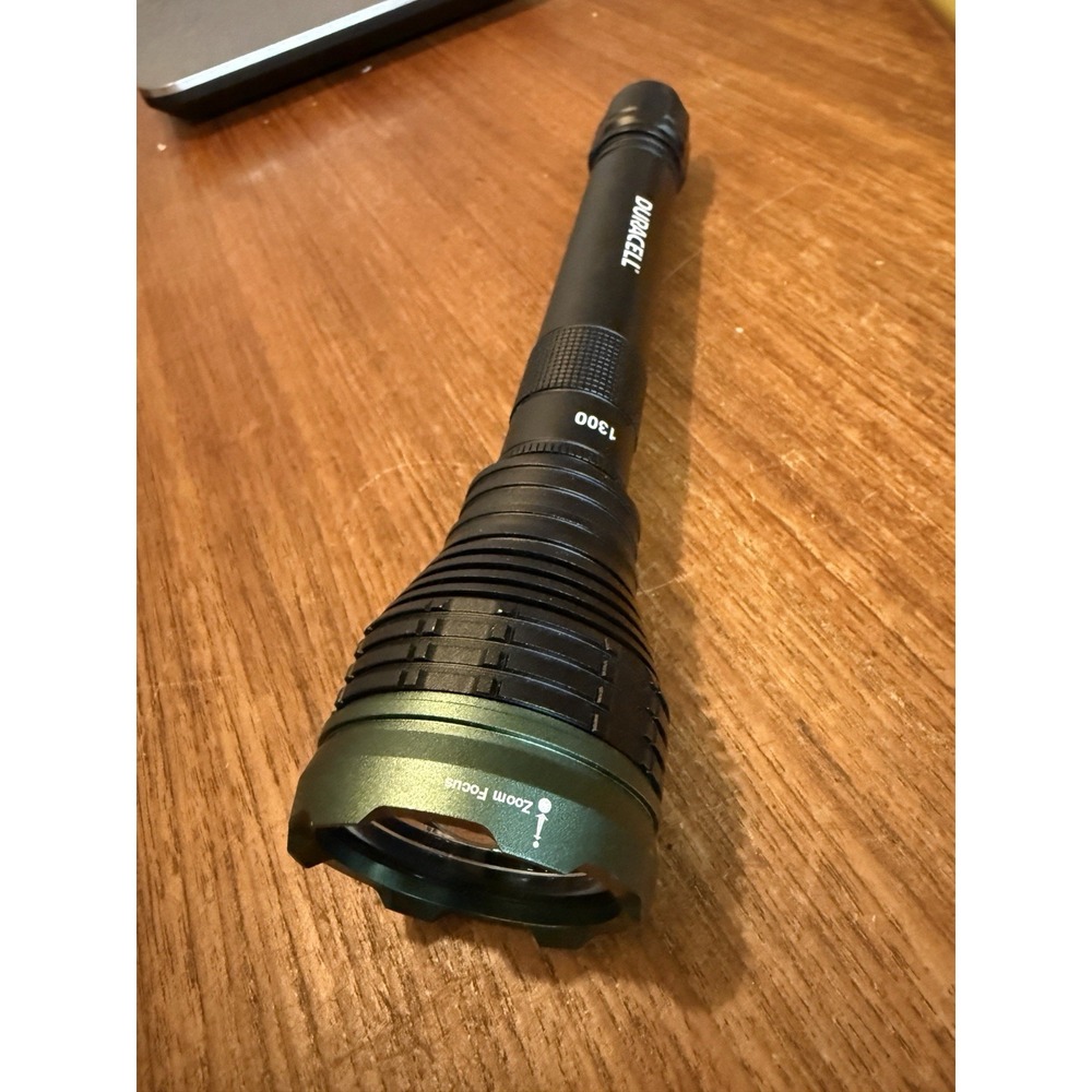 Duracell Durabeam Ultra 1300 Lumen LED Flashlight Zoom Focus Black Aluminum